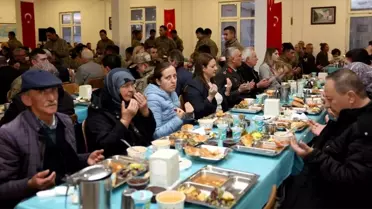 Çanakkale Valisi İftar Programında Şehit Aileleri ve Gazilerle Bir Araya Geldi