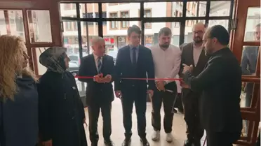 Çaykara'da Hüsn-i Hat ve Ebru Sergisi