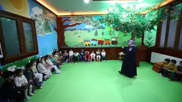 Görme Engelli Öğreticiden Örnek Azim