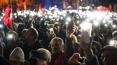 Özgür Özel'den Kağıthane Mitingi