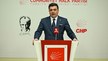 CHP, Uşak Belediye Başkanı'nın Üyeliğini Askıya Aldı