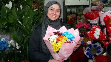 Kars ve Ardahan'da Soğuğa Rağmen Çiçekci Yoğunluğu