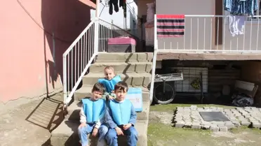 Cizre'de Kur'an Kursu Öğrencilerinden Yardım Kolileri