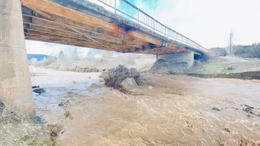 İskilip'te Köprü Ulaşıma Kapandı