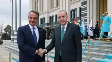 Cumhurbaşkanı Erdoğan, Yunanistan Başbakanı Miçotakis'i kabul etti