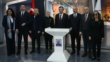Cumhurbaşkanı Yardımcısı Yılmaz ve Bakan Göktaş Çanakkale Valiliği'ni ziyaret etti