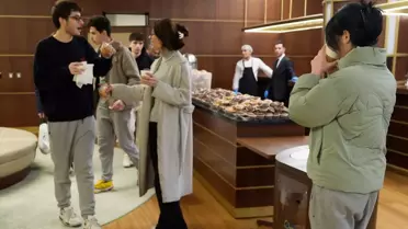 Millet Kütüphanesi'nde Sahur İkramı