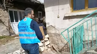 Derebucak'ta İhtiyaç Sahiplerine Yardım Kolileri Dağıtıldı