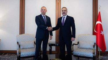 Hakan Fidan, Mladenov'u Kabul Etti
