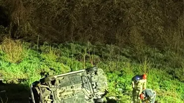 Düzce'de Otomobil Devrildi, İki Yaralı