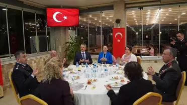 Edirne Valisi Sezer, jandarma personeli ve şehit aileleriyle iftarda buluştu
