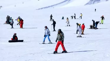 Erciyes Kayak Merkezi'nde Yoğunluk