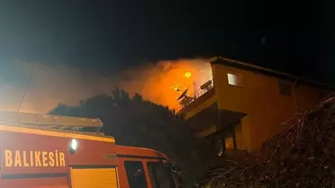 Erdek'te Çatıda Yangın Çıktı