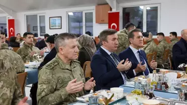 Askerler ve Gaziler İftar Sofrasında Buluştu