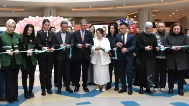 Erzurum'da 8 Mart Kadınlar Günü Kutlandı