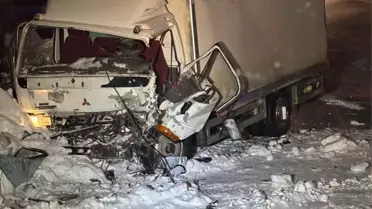 Kamyonet Kazası: 1 Ölü, 1 Yaralı