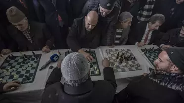 TSF Başkanı Apaydın'dan Erzurum'da Satranç Ziyareti