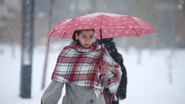 Erzurum ve Erzincan'da 339 Yerleşim Yeri Ulaşıma Kapandı