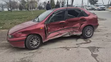 Eskişehir'de Tramvay ve Otomobil Çarpışması