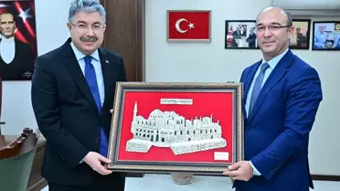 Eskişehir Valisi Yılmaz, Seyitgazi'yi ziyaret etti