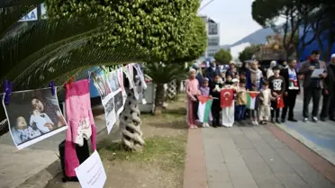 Fethiye'de Çocuklar İçin Protesto Gösterisi