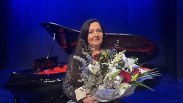 Şefika Kutluer AKM'de Büyüleyici Konser Verdi