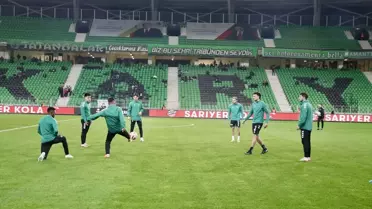 Pendikspor Sakaryaspor'u 2-0 Geçti