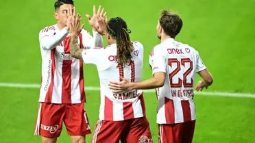 Antalyaspor, Samsunspor'u 2-0 Geçti