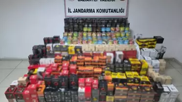 Gaziantep'te Gümrük Kaçağı Nargile Kömürü ve Tütünü Ele Geçirildi