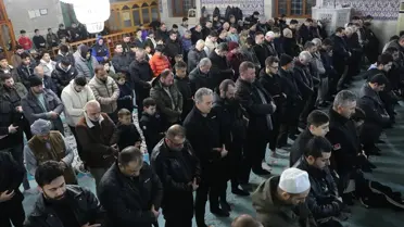 Ramazan'ın İlk Teravih Namazı Kılındı