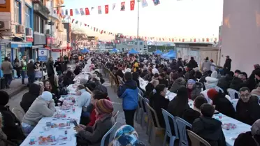 Gelibolu'da İftar Programı Düzenlendi