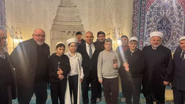 Vali Koç Hafızlık Eğitimi Alan Öğrencilerle Bir Araya Geldi