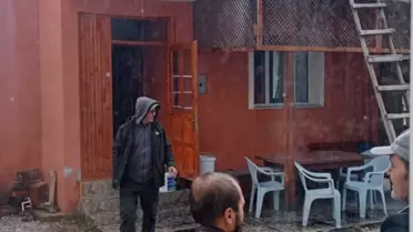 Bolu'da Ev Çatı Yangını Kontrol Altına Alındı