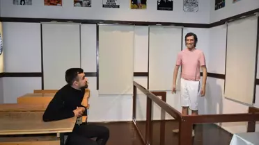 Gül Sunal, Kemal Sunal Anı Odası'nı Ziyaret Etti