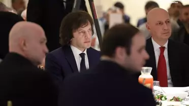 Gürcistan Başbakanı'ndan İftar Daveti