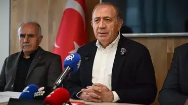 CHP'de Arınç-Özel Görüşmesi Tartışılıyor