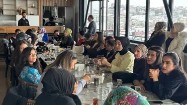 AK Parti Hakkari Bayramlaşma Programı Düzenledi