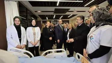 HKÜ'de Hemşirelik Simülasyon Merkezi Açıldı