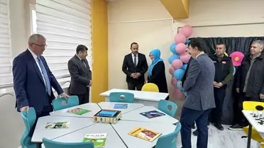 İskenderun'da Kütüphane Yenilendi