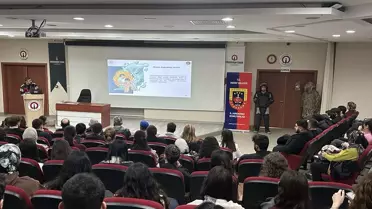 Hatay'da Öğrencilere Şiddet ve Uyuşturucu Semineri