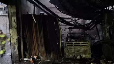 Reyhanlı'da Yangın: 3 İş Yeri ve 1 Ev Hasar Gördü