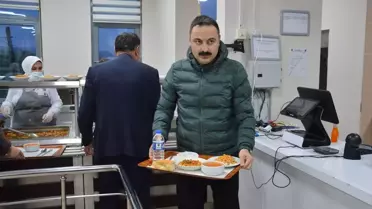 Kaymakam Ayvat'tan Öğrencilere İftar