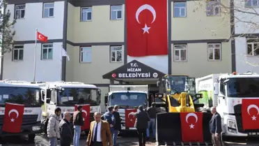 Hizan Belediyesi Yeni Araçlarını Tanıttı