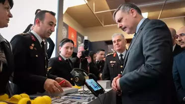 Bakan Çiftçi, Külliye'de Ramazan Etkinliklerini Ziyaret Etti