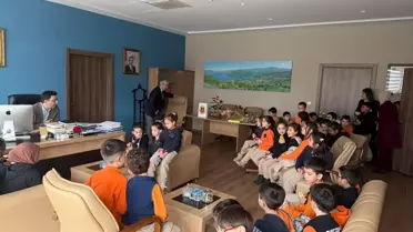 Öğrenciler Kaymakam'ı Ziyaret Etti