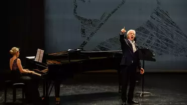 Suat Arıkan'ın 50 Yıl Sanat Yolculuğu