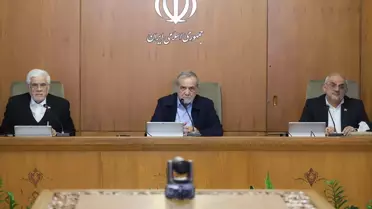 İran Ekonomisi Derin Krizde