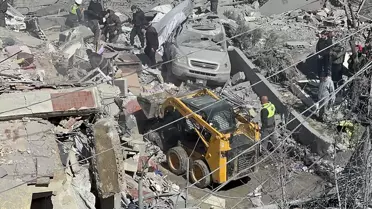 İsrail'in Lübnan'a Hava Saldırısında 43 Ölü