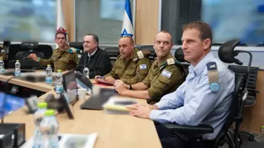 İsrail, Lübnan'a Kara Saldırıları Başlatıyor