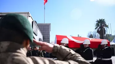 İstanbul'da trafik kazasında şehit olan polis Mustafa Aydın son yolculuğuna uğurlandı